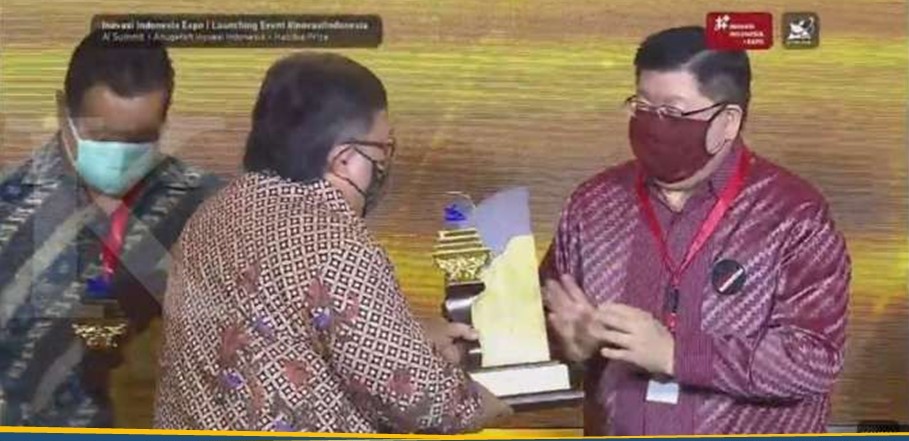 OMAI Dexa Group Menerima Anugerah Industri Inovatif 2020